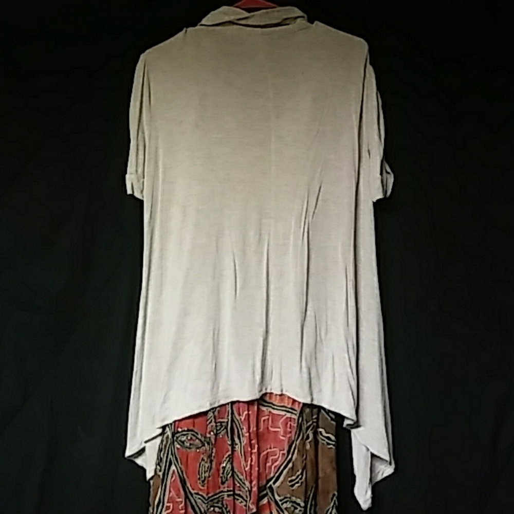 Cardigan - Picture 2 of 3